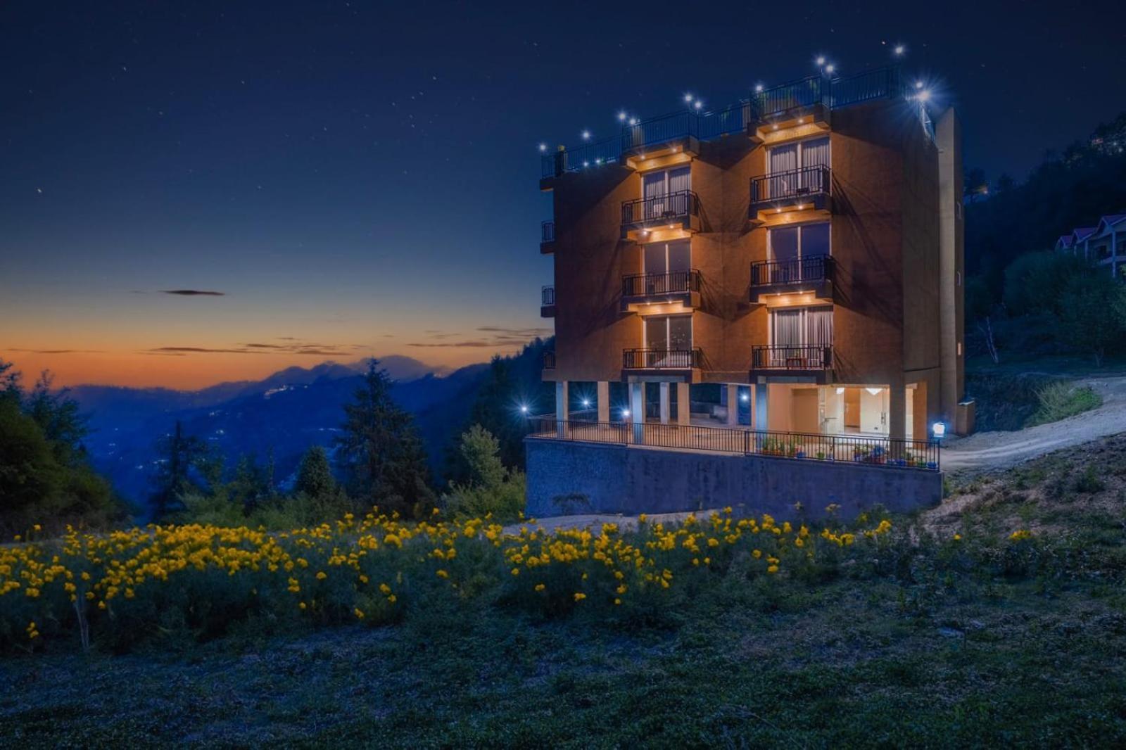 The Countryside Retreat I Vacations I Conference I Mice I Family Events I Open Air Terrace I Sky Bonfire I Kufri By Exotic Stays Shimla Dış mekan fotoğraf